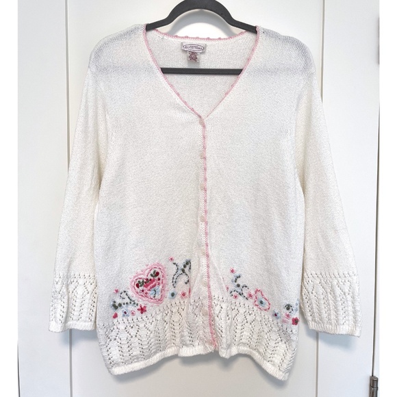 Northern Reflections White Floral Embroidered Cardigan dainty - Picture 6 of 8